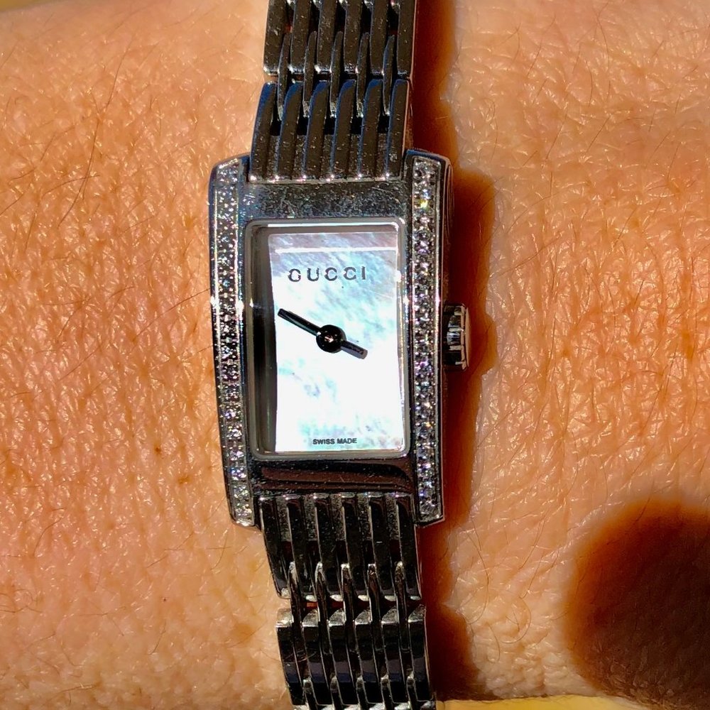 GUCCI  MOTHER OF PEARL DIAMOND WATCH